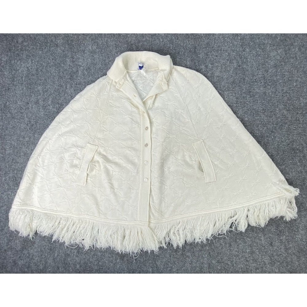 60s 70s Penrose Knitwear Wintuk Orlon Fringe Cape Poncho White Boho Festival VTG